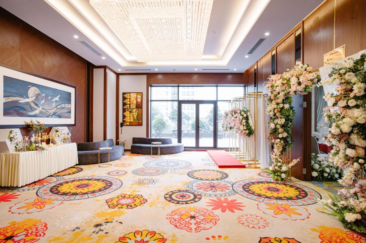 แกรนด์ ฟีนิกซ์ โฮเต็ล บักนิญ Hotel Bac Ninh ภายนอก รูปภาพ